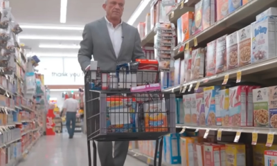 RFK Jr. in supermarket